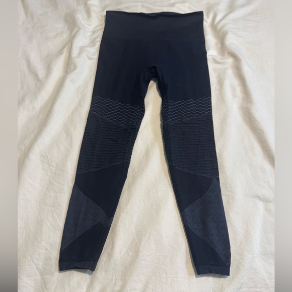 SPANX Womens  Seamless Moto Legging Indigon Sky Blue 50200R Size Medium - Picture 3 of 11